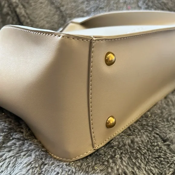 Melie Bianco Megan tote in creamy tan NWOT - Picture 12 of 13
